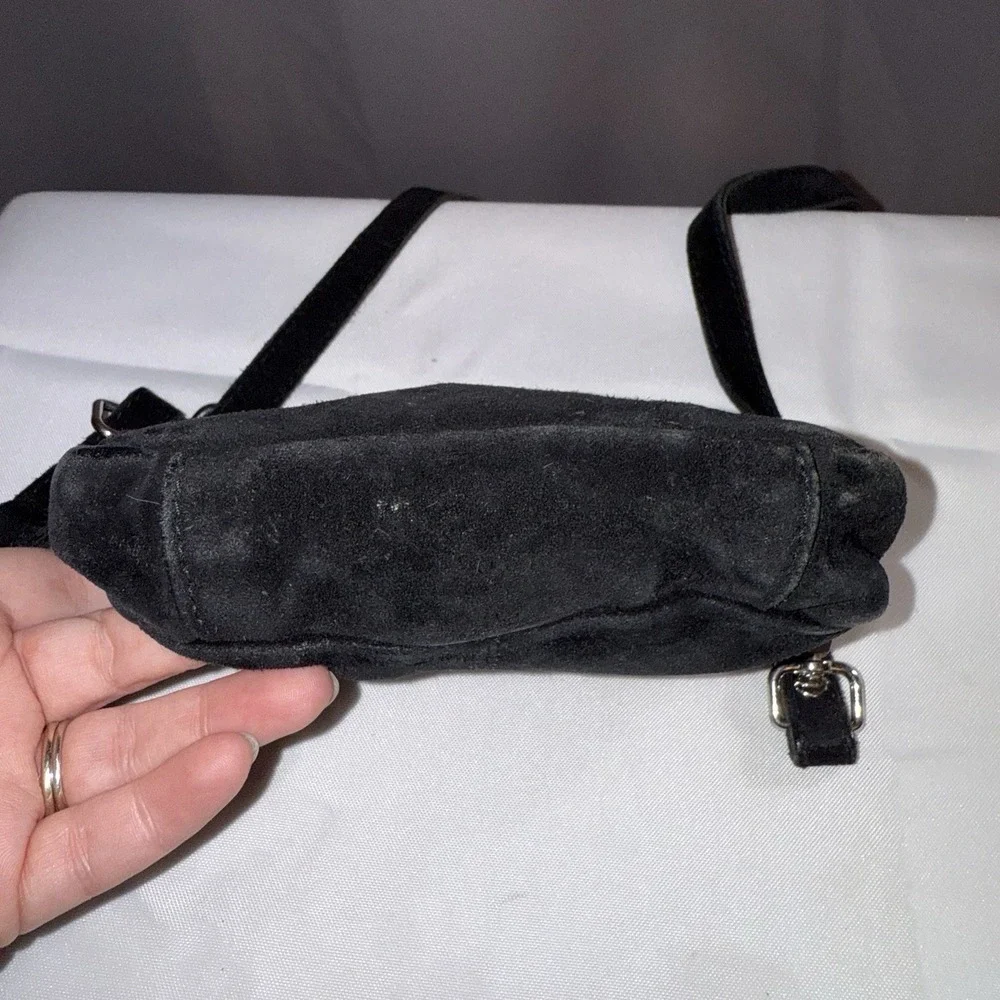 Nunoo Urban Outfitters Women's Black Crossbody Bag Suede Leather Handbag Purse